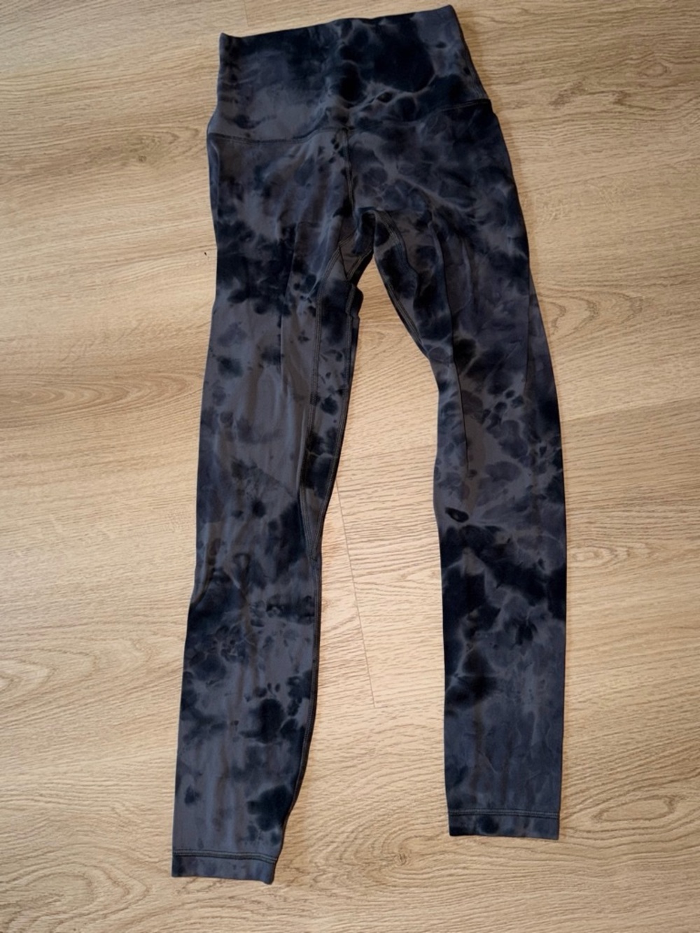 lululemon diamond dye align leggings 💫